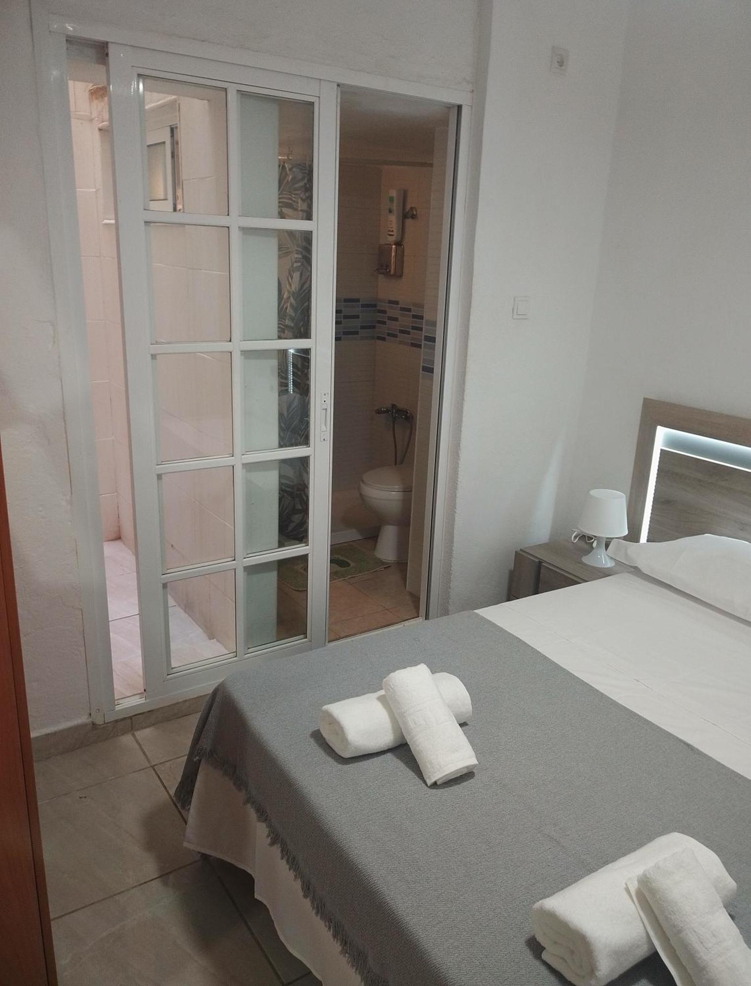 Apartamento Serrano Con Terraza Malaga Exterior photo